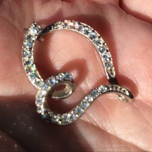 🔥FINAL SALE🔥 Ribbon Heart CZ pendant